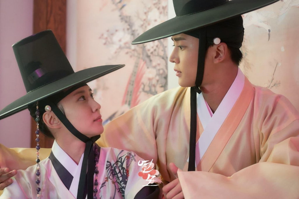 Lee Hwi & Jung Ji Woon Story, The King's Affection [FMV]