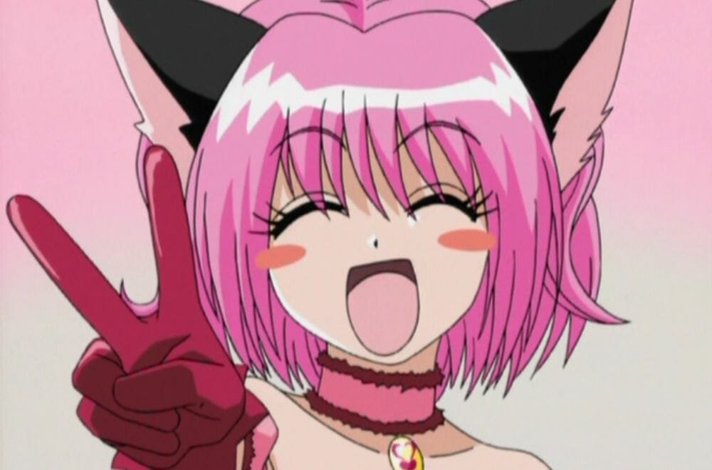 pink hair anime girl Ichigo Momomiya