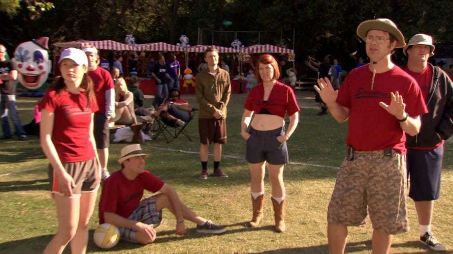 best the office episodes: Company Picnic