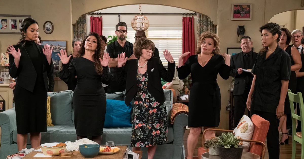 Best sitcoms on Netflix: One Day at a Time