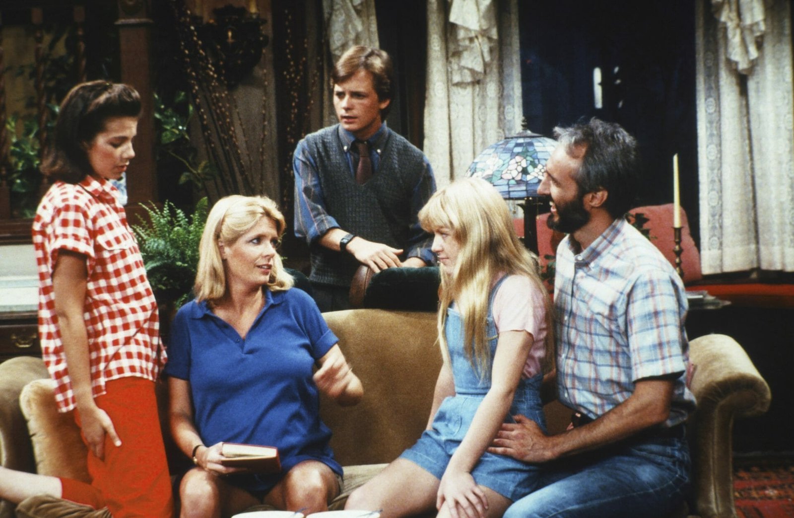 Family Ties (1982)